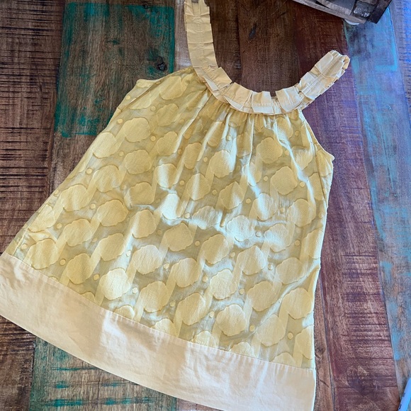 BCBGeneration Tops - BCBG yellow polka dot sleeveless top. SZ. M